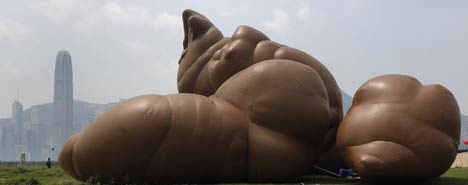 cacca-gigante